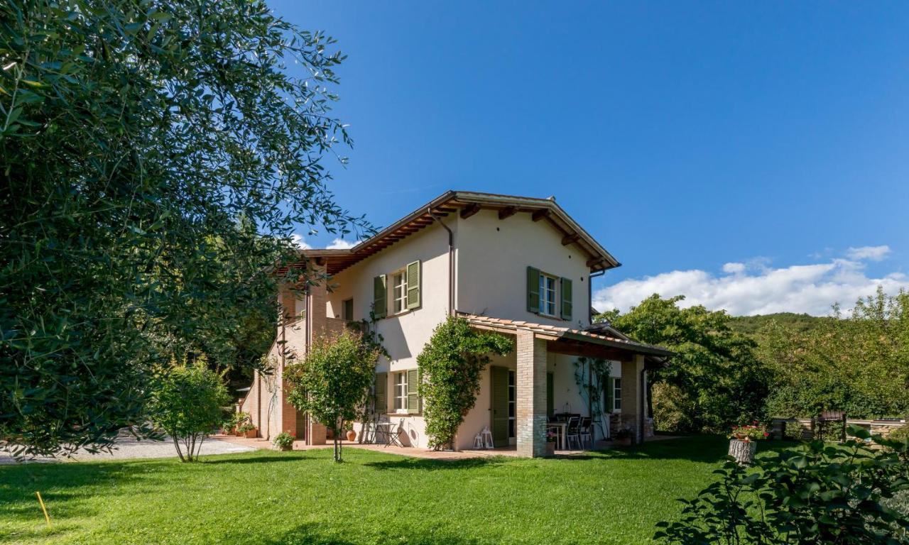Altra Meta B&B Gubbio Extérieur photo