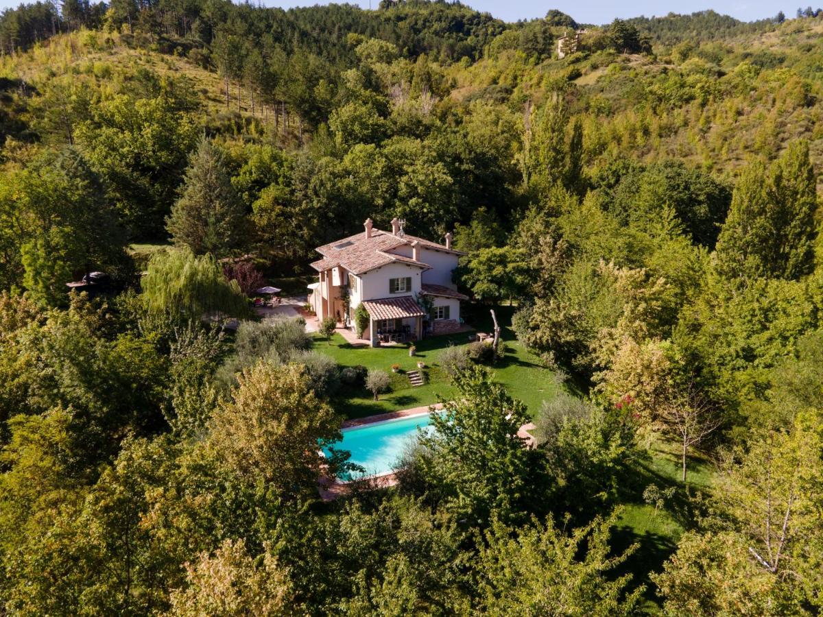 Altra Meta B&B Gubbio Extérieur photo