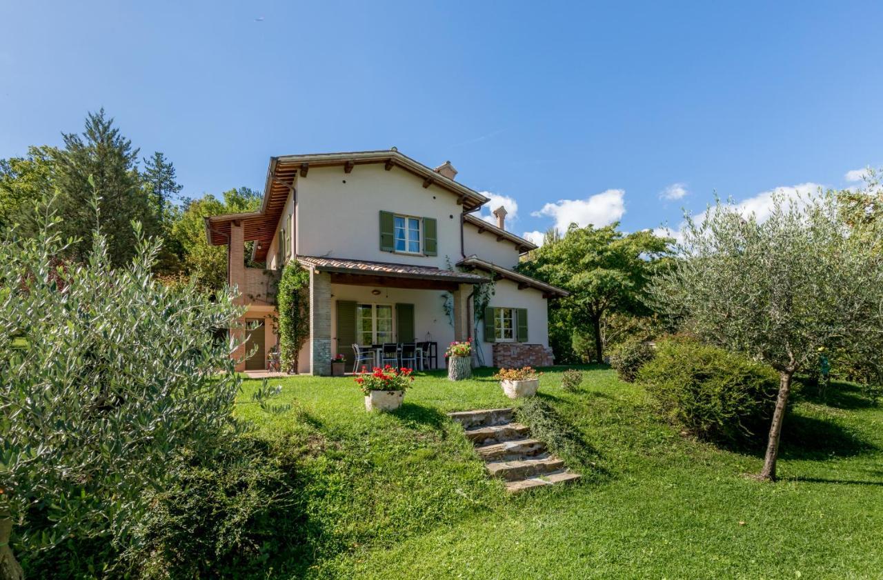 Altra Meta B&B Gubbio Extérieur photo